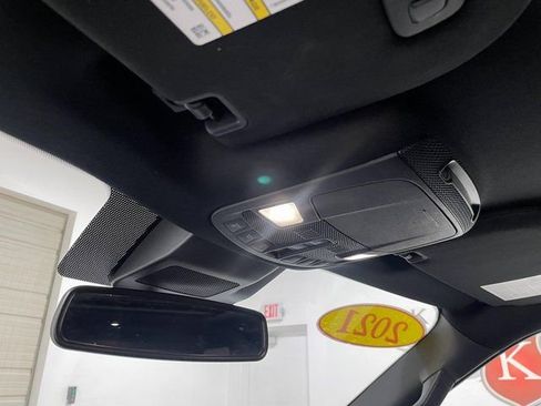 Used 2021 Ford Expedition Max XLT image 18