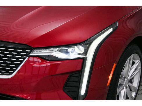 Used 2021 Cadillac CT4 Luxury w/ Cold Weather Package AWD/4WD image 24