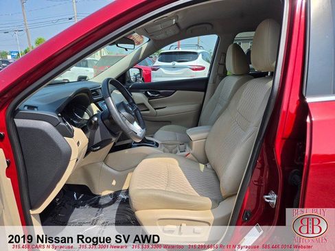 Used 2019 Nissan Rogue SV AWD/4WD image 10