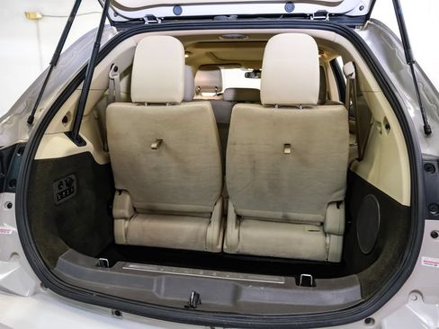 Used 2019 Lincoln MKT AWD image 54