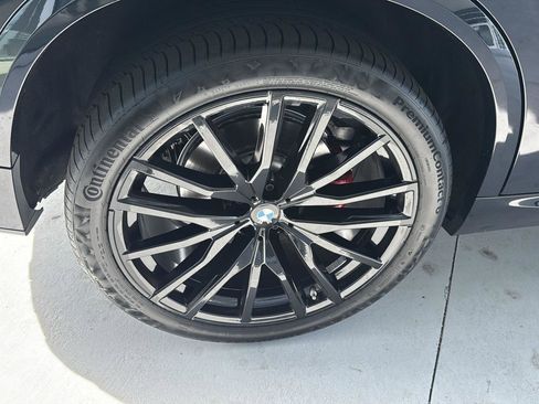 Certified 2024 BMW X5 xDrive40i w/ M Sport Package image 34