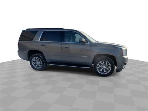 Used 2019 GMC Yukon SLE w/ SLE Value Package image 9