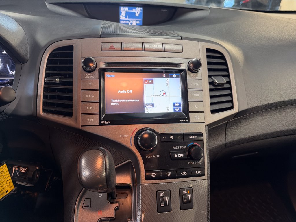 Used 2015 Toyota Venza AWD image 18