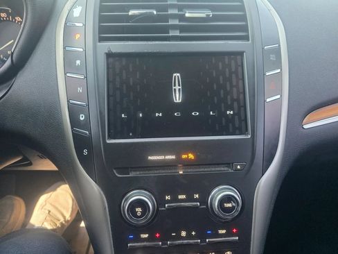 Used 2017 Lincoln MKC Reserve w/ Lincoln MKC Climate Package AWD/4WD image 29