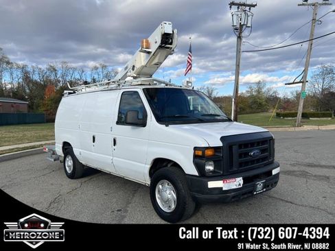 Used 2008 Ford E-350 and Econoline 350 Super Duty image 4