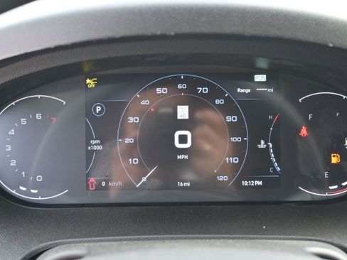 New 2025 RAM ProMaster 2500 w/ Quick Order Package 22G SLT image 12