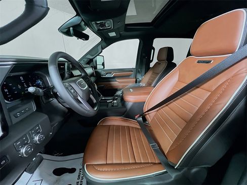 New 2026 GMC Sierra 2500 Denali Ultimate image 16