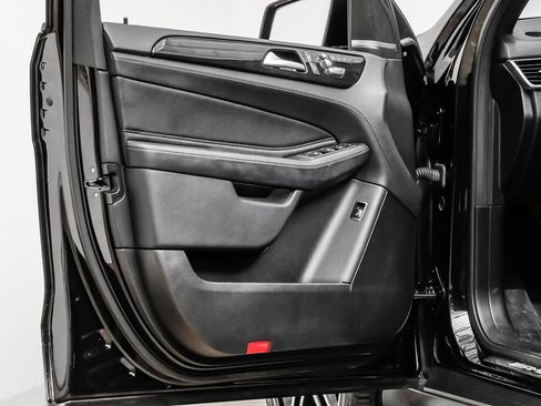 Used 2018 Mercedes-Benz GLE 43 AMG 4MATIC image 36