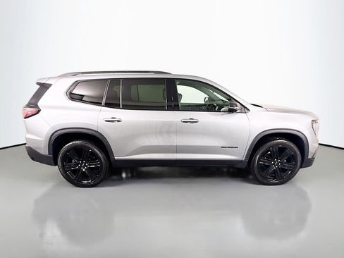 Used 2024 GMC Acadia Elevation w/ Black Edition FWD image 8