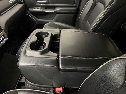 Used 2022 RAM 1500 Laramie image 28