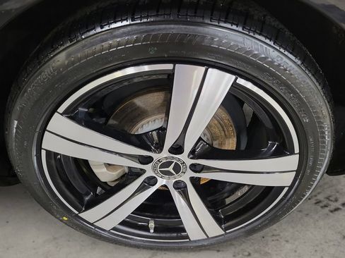 Used 2022 Mercedes-Benz C 300 4MATIC Sedan image 10