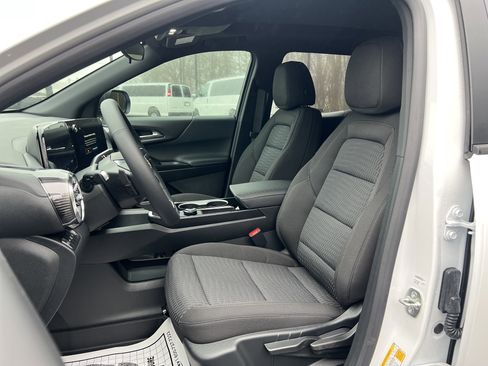 New 2026 Chevrolet Equinox LT image 16