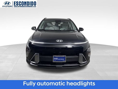Certified 2025 Hyundai Kona SEL image 8