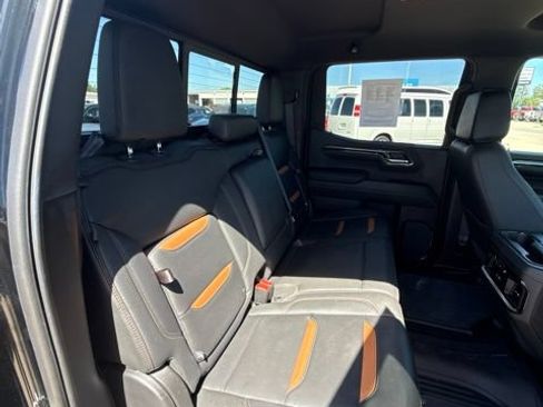 Used 2023 GMC Sierra 1500 AT4 w/ AT4 Premium Package AWD/4WD image 43