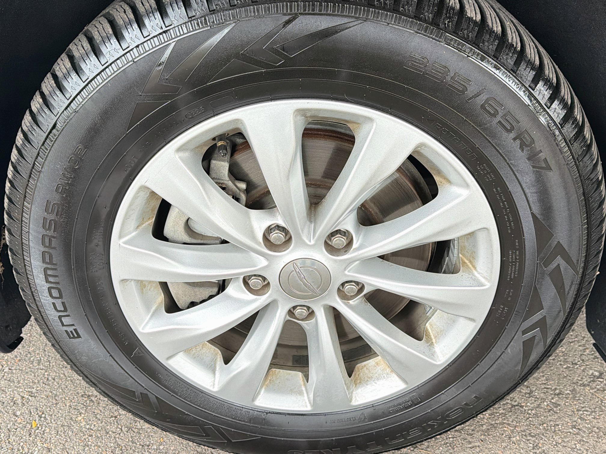 Used 2017 Chrysler Pacifica Touring-L FWD image 11