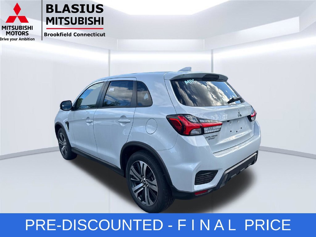 Used 2025 Mitsubishi Outlander Sport SE AWD/4WD image 11