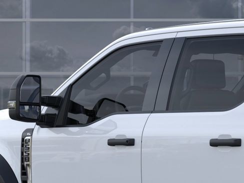 New 2026 Ford F550 4x4 Crew Cab image 20