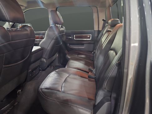 Used 2012 RAM 1500 Laramie AWD/4WD image 22