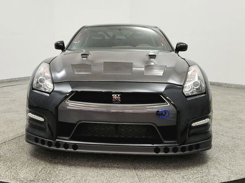 Used 2014 Nissan GT-R Black Edition AWD/4WD image 8