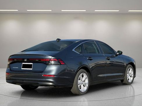New 2026 Honda Accord LX image 5