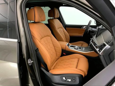 New 2026 BMW X5 xDrive40i w/ Climate Comfort Package image 7