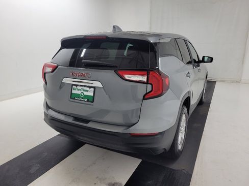 Used 2024 GMC Terrain SLE image 7