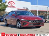 Used 2025 Hyundai Elantra SE image 1