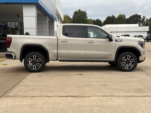New 2026 GMC Sierra 1500 AT4 w/ AT4 Premium Package image 2