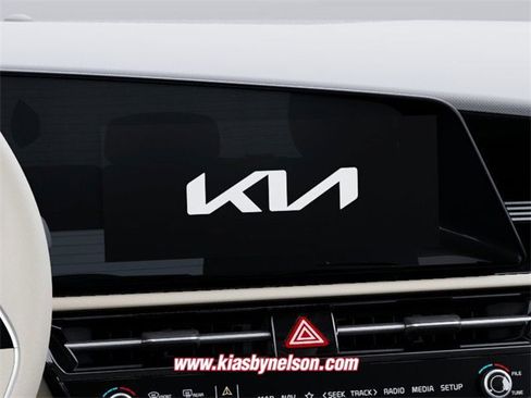New 2025 Kia Niro Wave w/ Wave Preserve Package image 20
