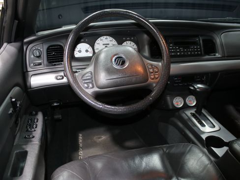 Used 2004 Mercury Marauder RWD image 41