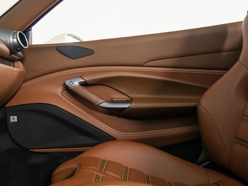 Certified 2022 Ferrari F8 Tributo image 49