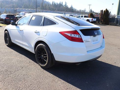Used 2011 Honda Crosstour EX-L image 7