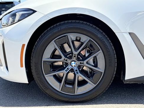 Used 2025 BMW i4 eDrive40 w/ Premium Package RWD image 11