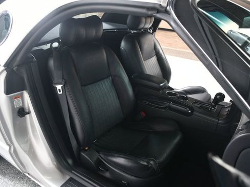 Used 2004 Ford Thunderbird RWD image 28