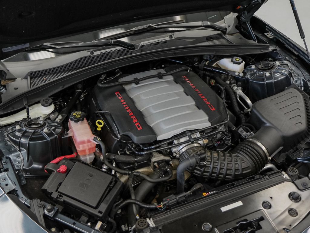 Used 2022 Chevrolet Camaro SS RWD image 6