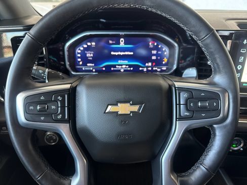Used 2024 Chevrolet Silverado 1500 LT w/ Z71 Off-Road Package AWD/4WD image 24