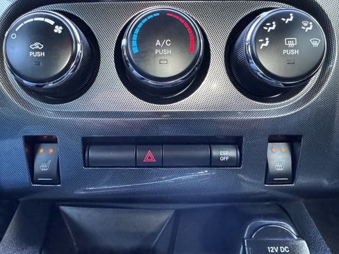 Used 2009 Dodge Challenger R/T image 14