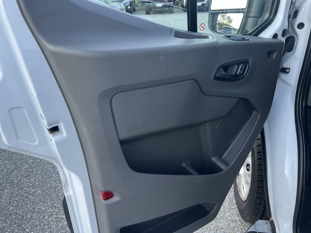 Used 2023 Ford Transit 250 Low Roof w/ Exterior Upgrade Package RWD image 18