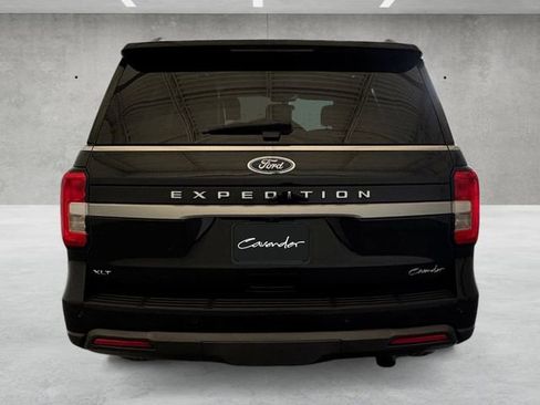 Used 2023 Ford Expedition XLT image 15