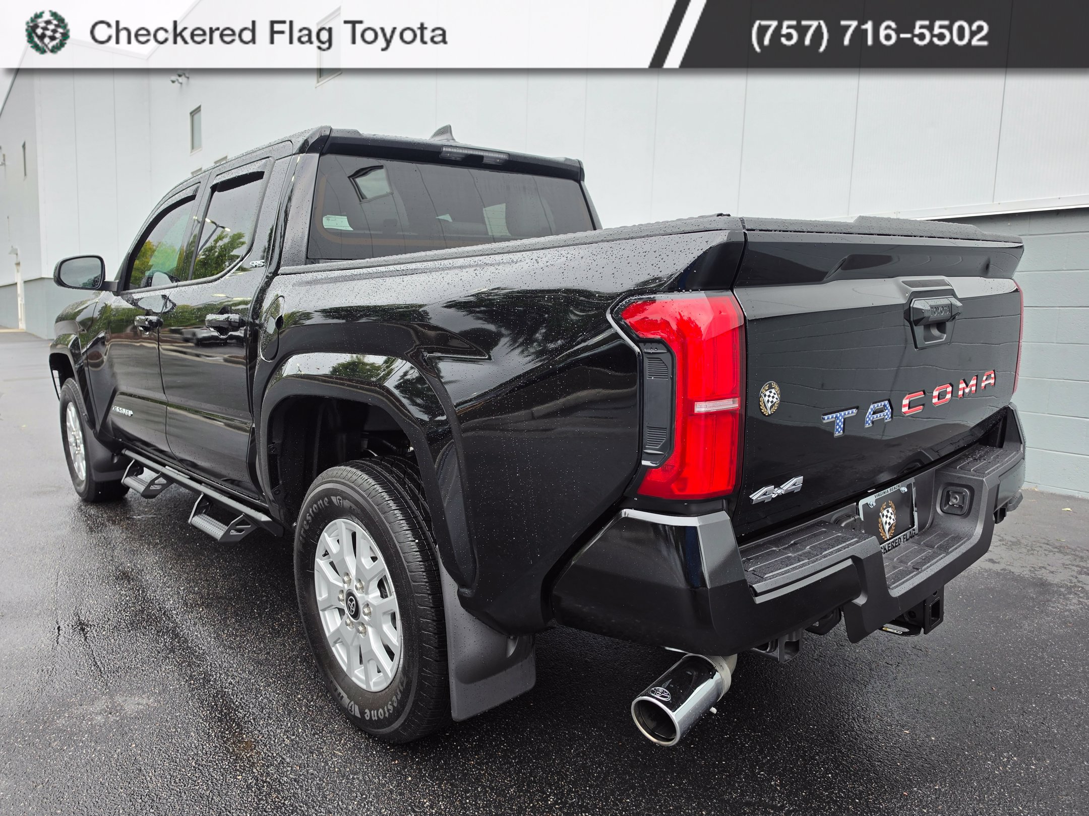 Used 2025 Toyota Tacoma SR5 AWD/4WD image 3