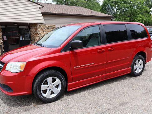 Used 2013 Dodge Grand Caravan SE FWD image 9