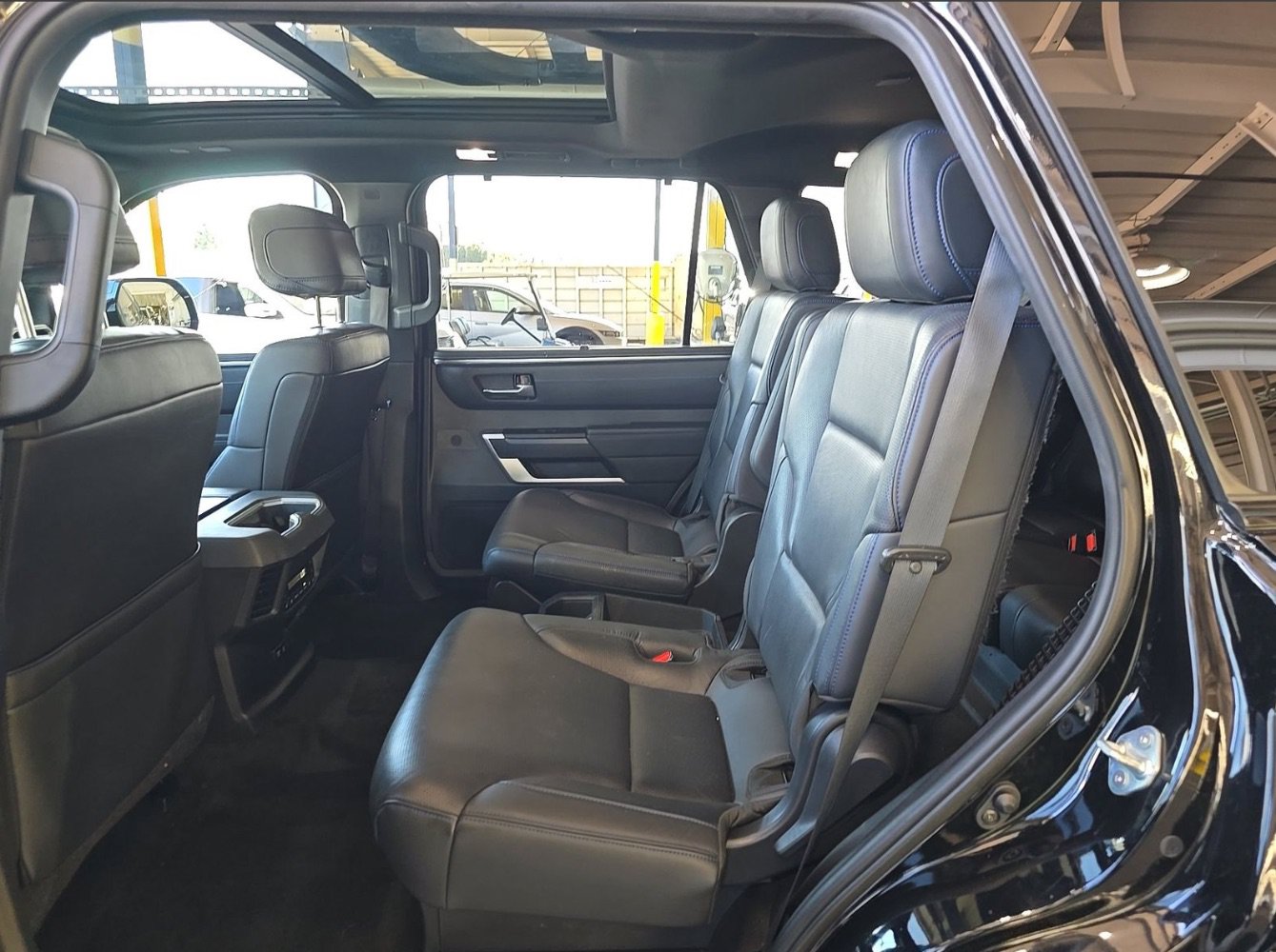 Used 2024 Toyota Sequoia Platinum AWD/4WD image 8