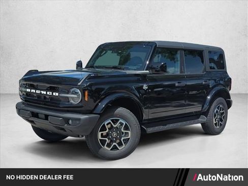 New 2026 Ford Bronco Outer Banks AWD/4WD image 1