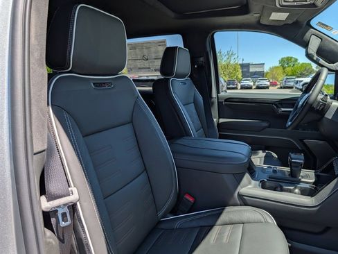 New 2026 GMC Sierra 1500 AT4X AWD/4WD image 30