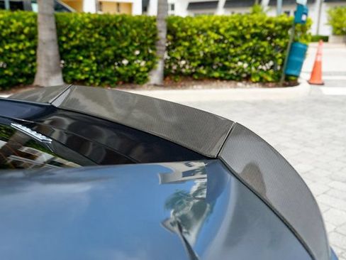 Used 2020 Ferrari 812 Superfast RWD image 50