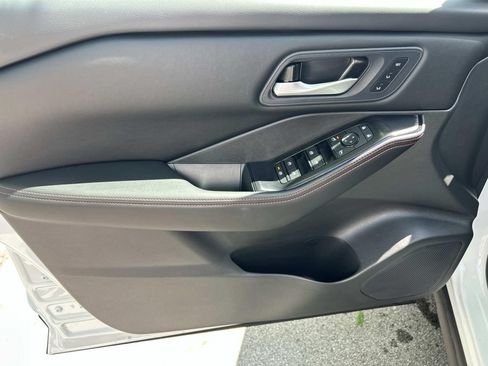 New 2026 Nissan Rogue SV w/ Rock Creek Premium Package AWD/4WD image 18