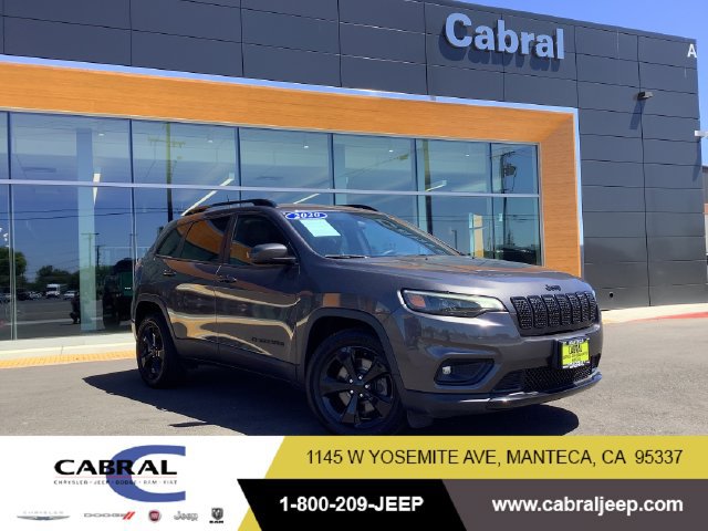 Used 2020 Jeep Cherokee Latitude Plus FWD image 1
