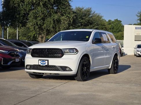 Used 2020 Dodge Durango SXT image 3