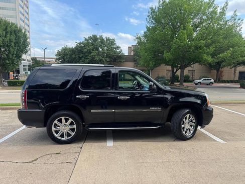 Used 2012 GMC Yukon Denali AWD/4WD image 12