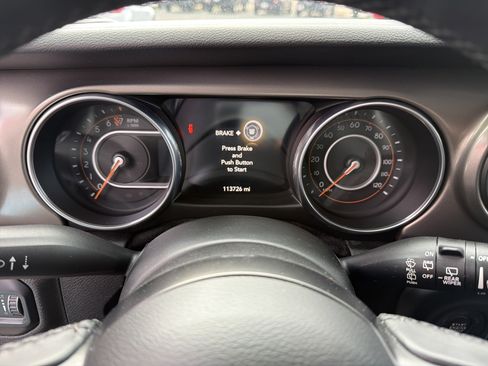 Used 2018 Jeep Wrangler Unlimited Sport S AWD/4WD image 12